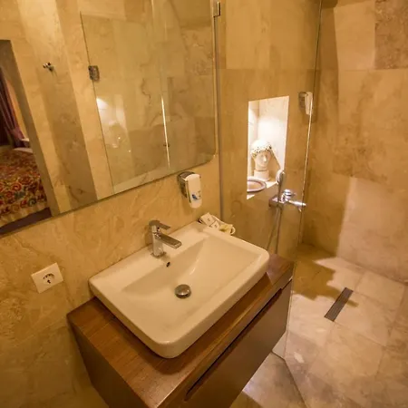 Ansia Hotel 2*