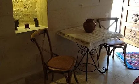 Ansia Учисар