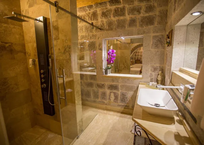 Ansia 2* Учисар